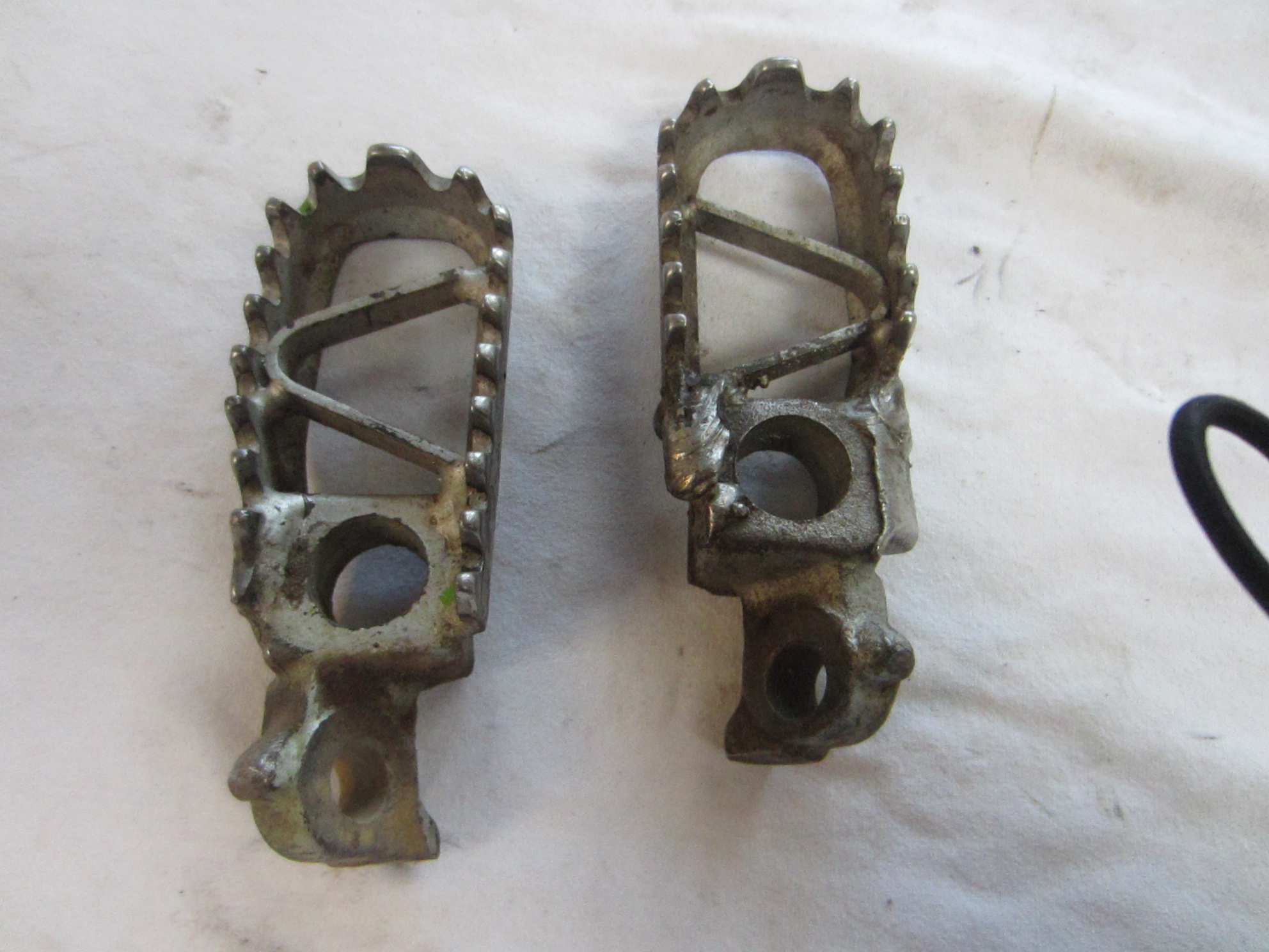 Voetsteunen stel  KX 125/250/500 88/90